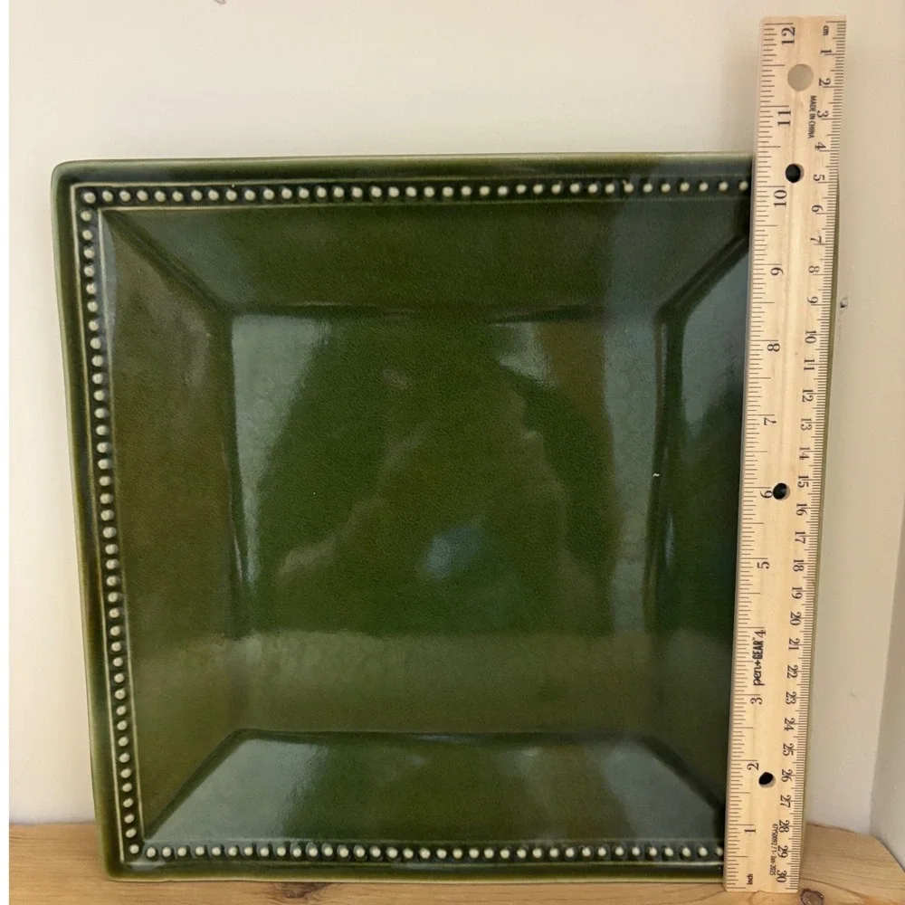 Square Green‎ Dinner Plate with Beaded Border, Decorative Serving Dish 10.5 in